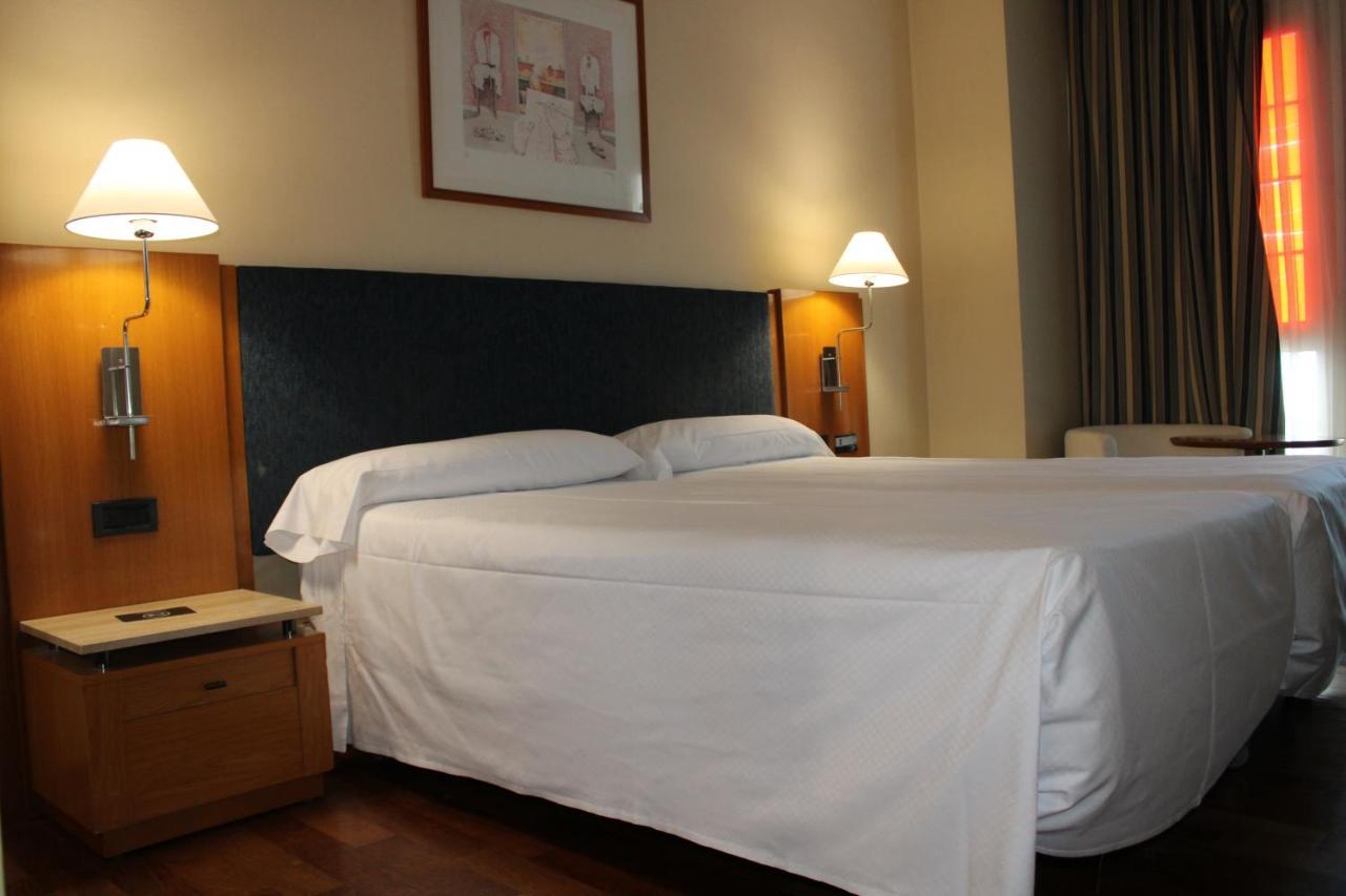 Hotel Urh Ciutat De Mataró Zewnętrze zdjęcie